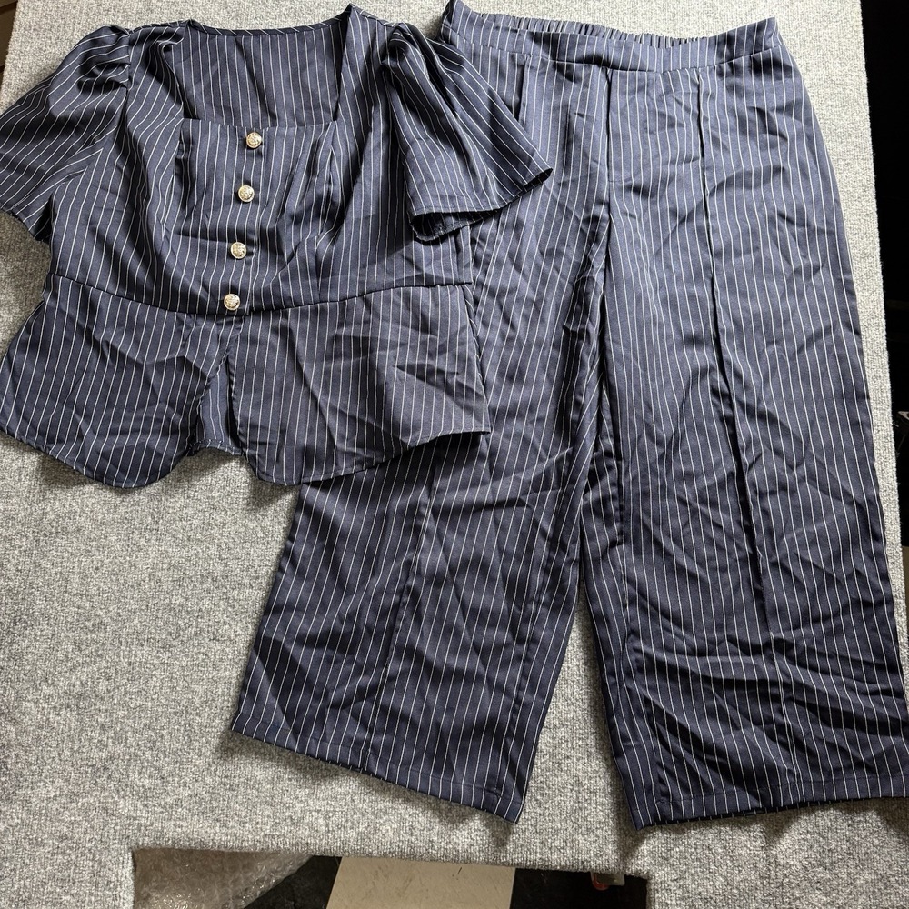 Women 2 Pc Outfit Navy Blue Pinstripe Short Sleeve Peplum Top Wide Leg Pants⁠ 4X